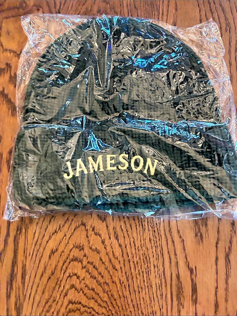 Jameson Irish Whiskey Green Embroidered Beanie Green Polo Like New